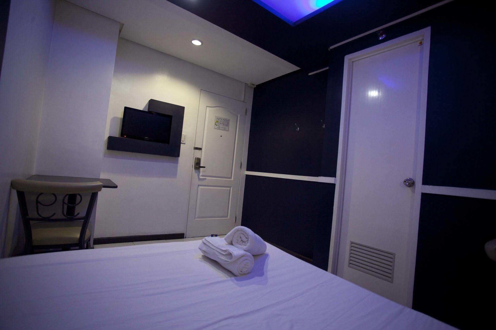 Hotel 99 Cubao Quezon City Eksteriør billede