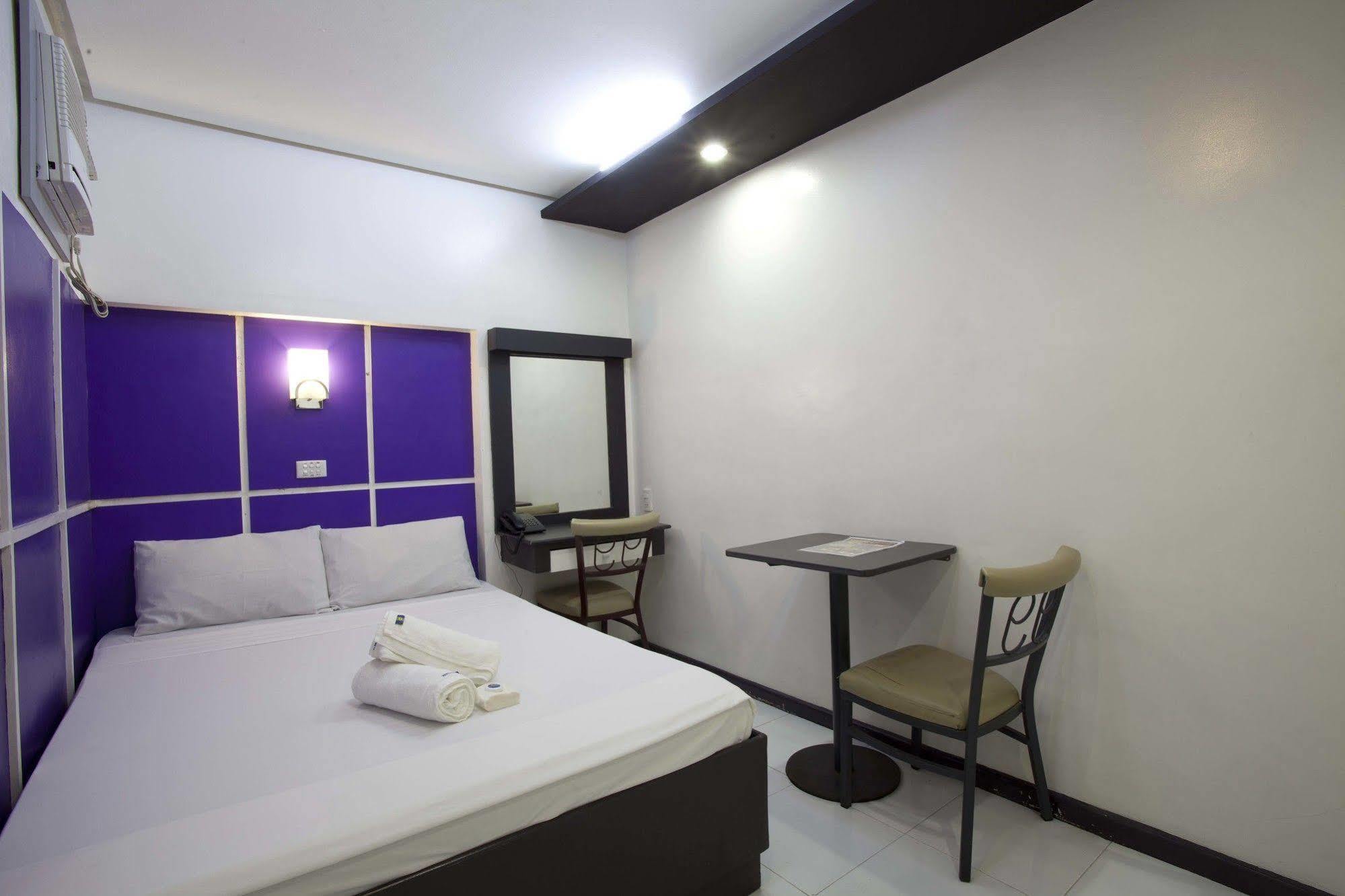 Hotel 99 Cubao Quezon City Eksteriør billede