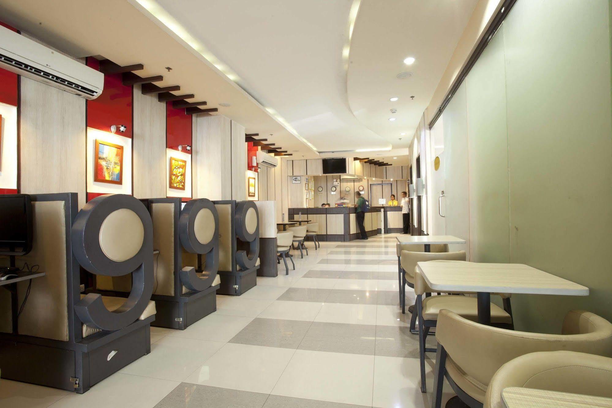 Hotel 99 Cubao Quezon City Eksteriør billede